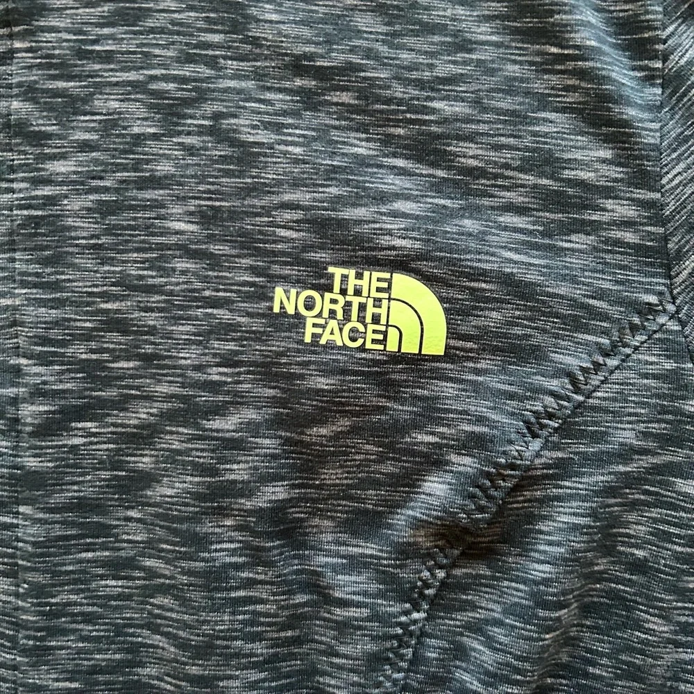 NORTH FACE zip up lightweight hoodie - Picture 8 of 12